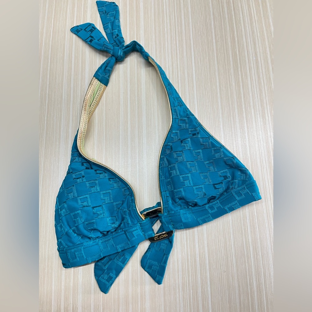 NWT ST. JOHN Signature Bikini Swim Top